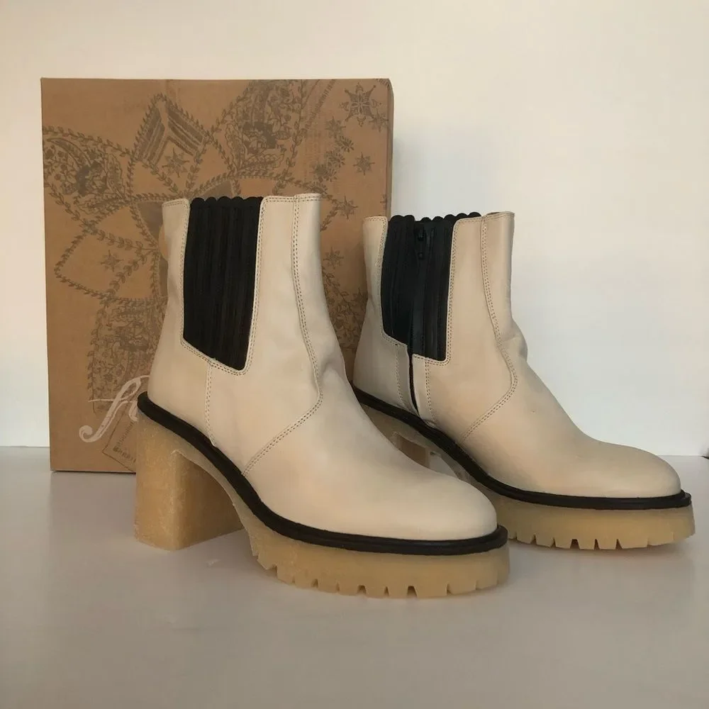 Free People James Chelsea Boots Platform White Leather NIB Size 38.5 Chunky